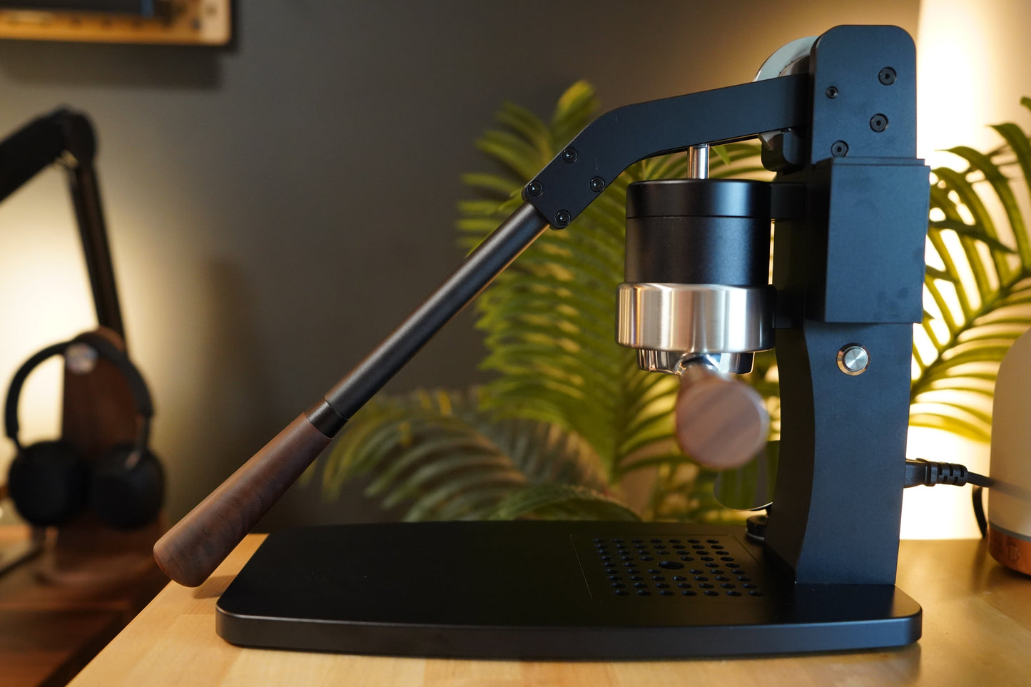 Turin Axis Lever Espresso Machine