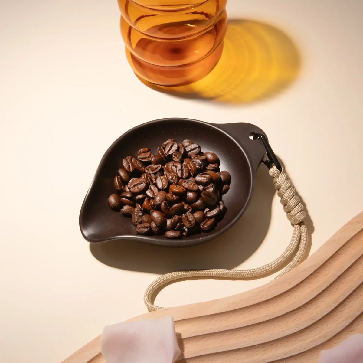 OutIn Rebrew Eco Ceramic Coffee Bean Dosing Tray - Single-Dose Weighing Dish