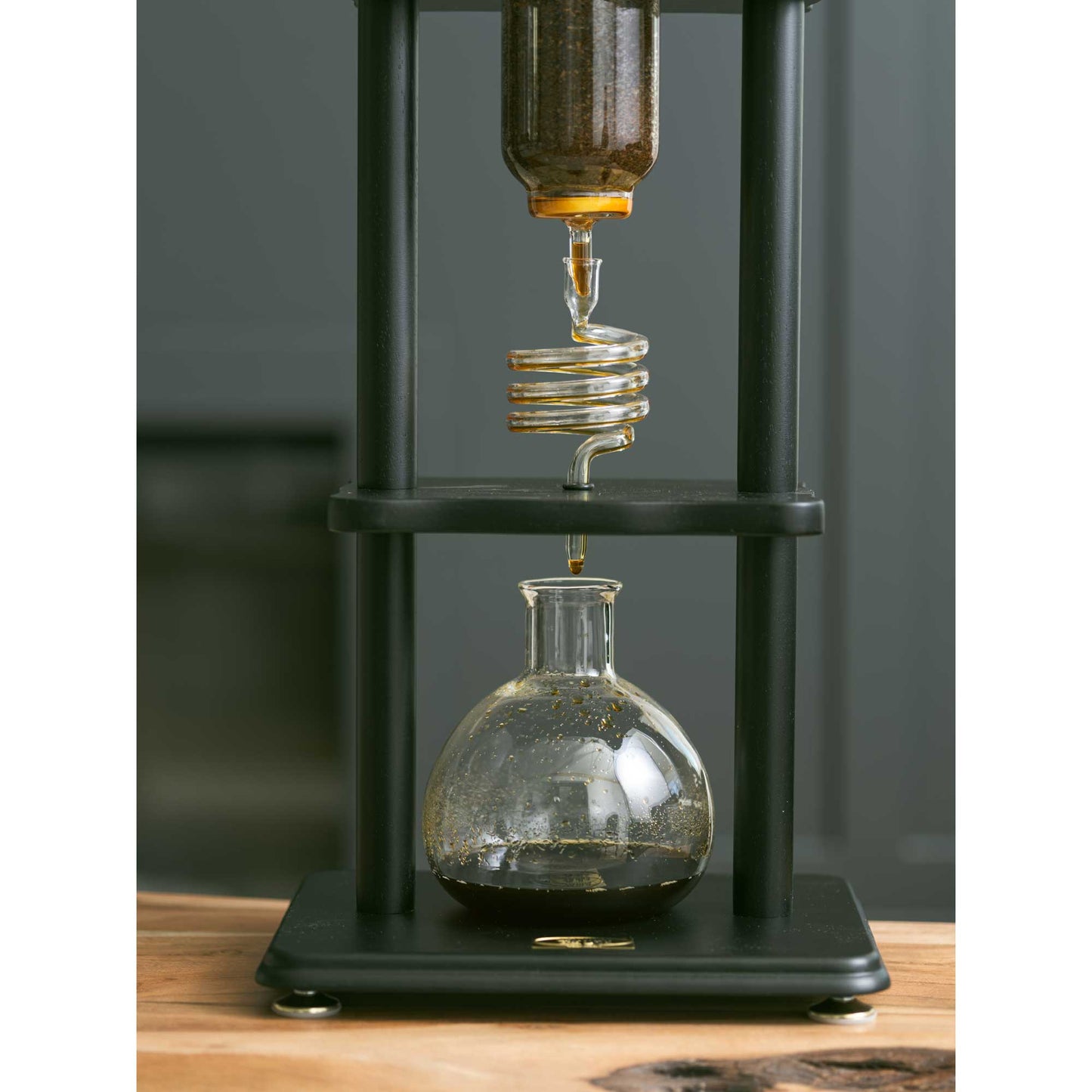Yama Glass Cold Brew Tower – Black Straight Frame – 6–8 Cup (32 oz) Espresso Parts