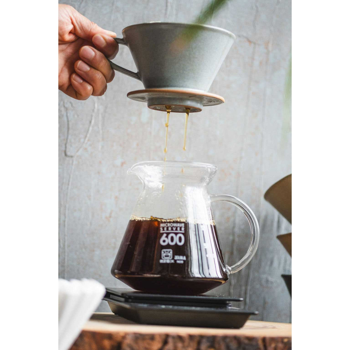 Kalita MINO 185 Ceramic Pour-Over Coffee Dripper - Sand Gray, Japanese Mino Ware (2-4 Cups)