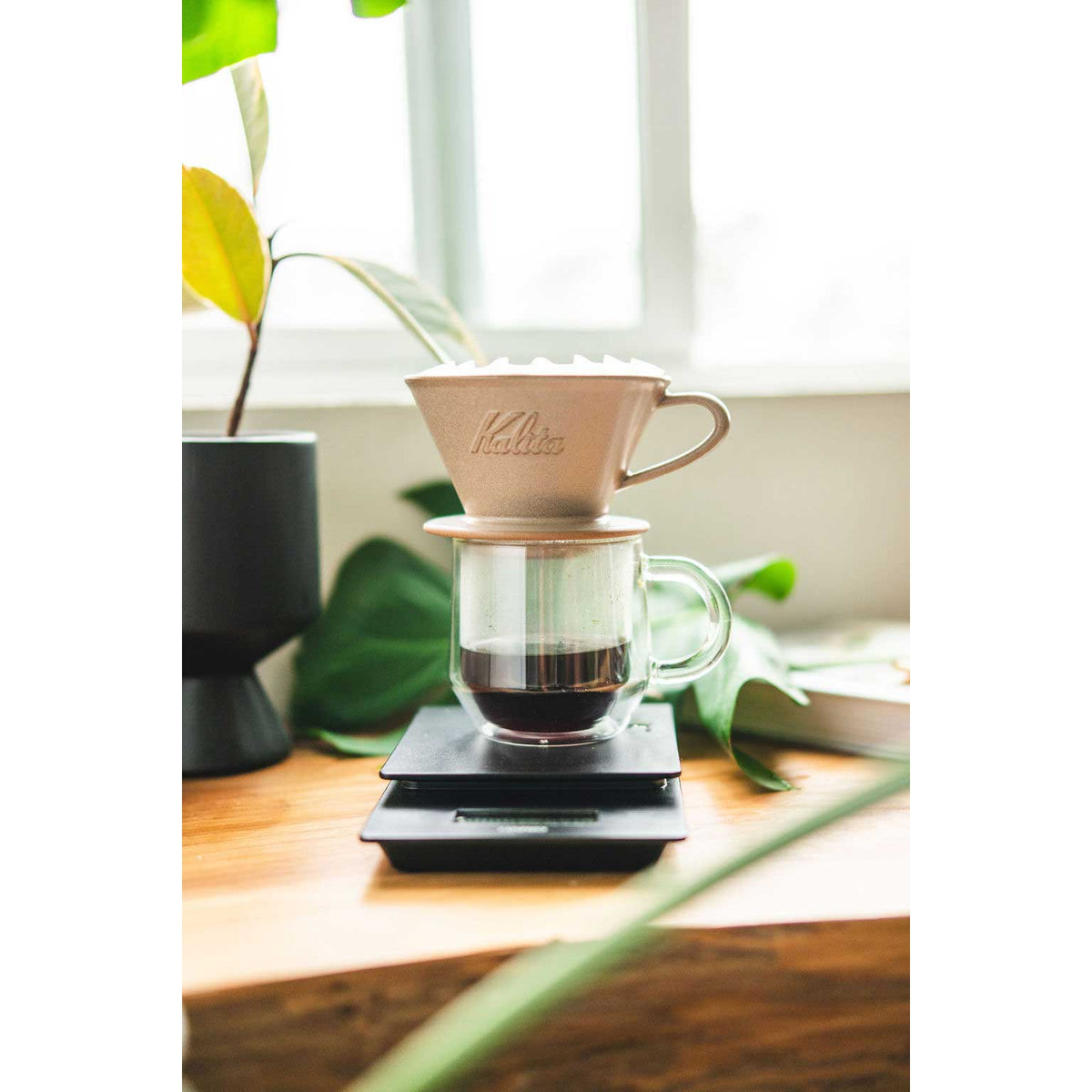 Kalita MINO 185 Ceramic Pour-Over Coffee Dripper - Sand Brown, Japanese Mino Ware (2-4 Cups)