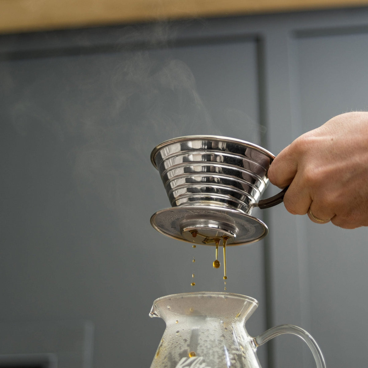 Kalita Wave 185 Stainless Steel Pour-Over Coffee Dripper - Flat-Bottom 3-Hole Brewer (2-4 Cups)